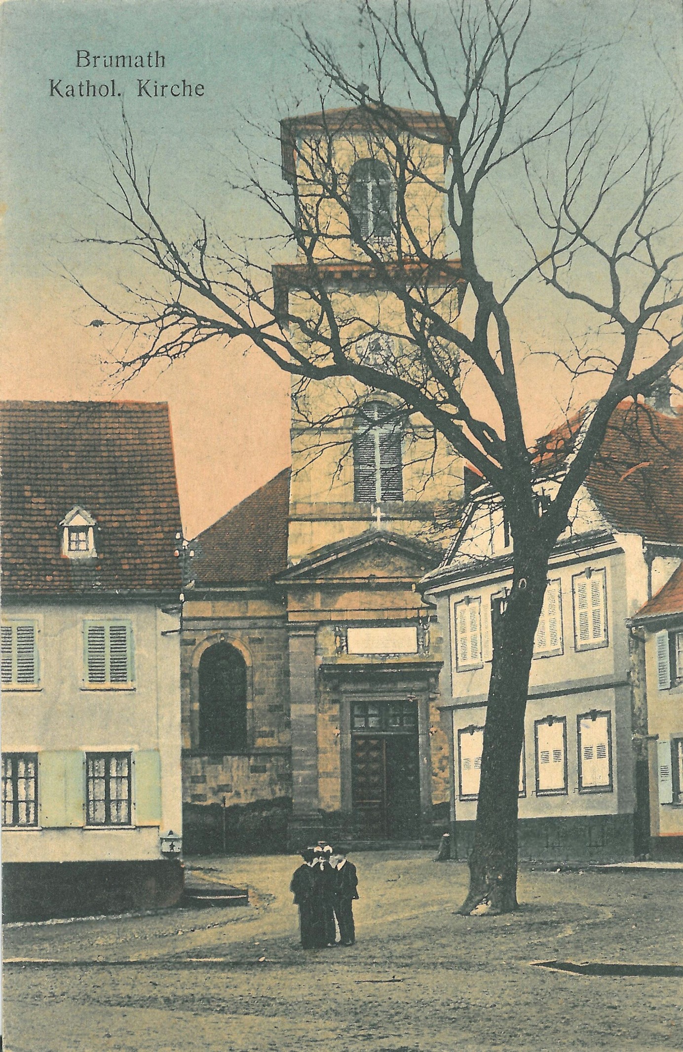 Image d'archive - Eglise catholique et Maison de Sel